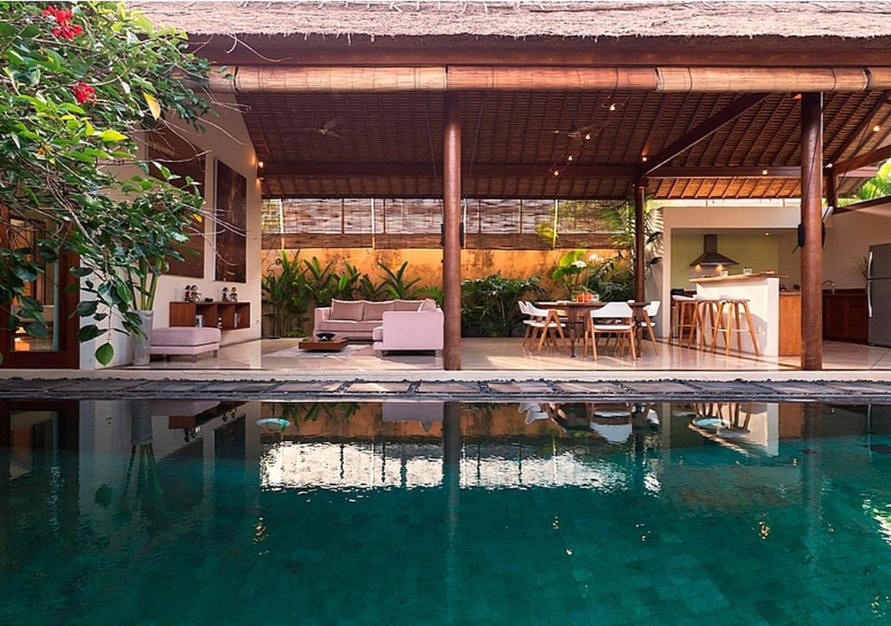 Villa Andalas Seminyak Exterior foto